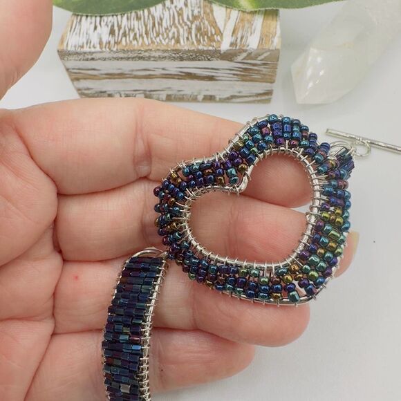 Blue Heart Beaded Toggle Bracelet - Picture 3 of 5